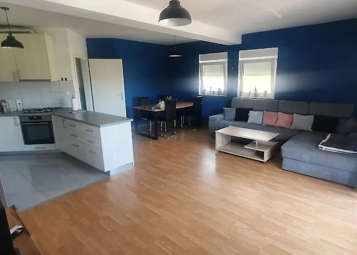 Apartment Divine Metkovic72M2